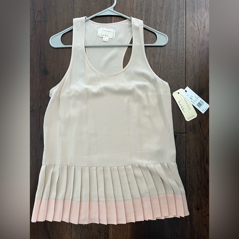 Nicole Miller Artelier Silk Top size Medium